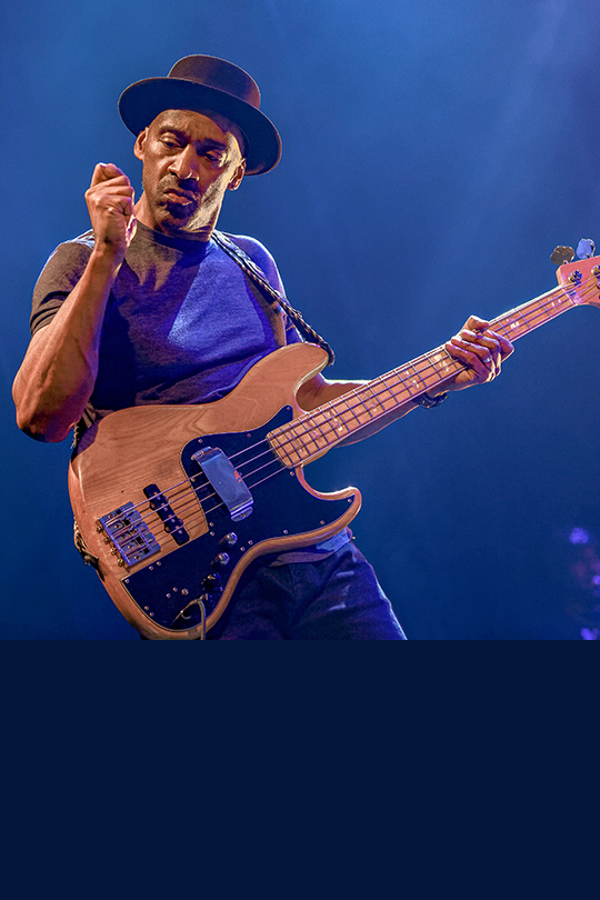 MARCUS MILLER